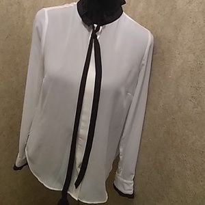 Worthington Button Up Blouse